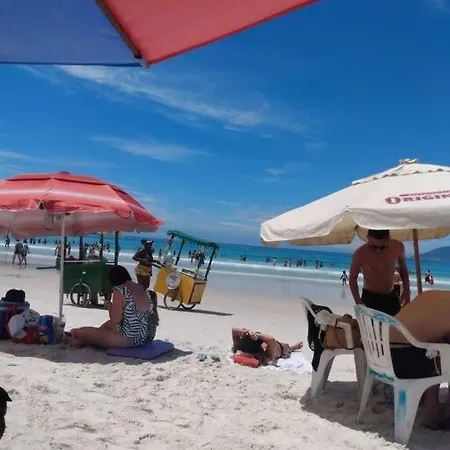 Ampla casa de praia em cabo frio-3